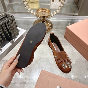 Новая коллекция MIUMIU весна-лето 2026