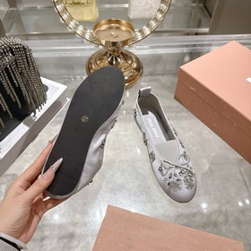 Новая коллекция MIUMIU весна-лето 2026