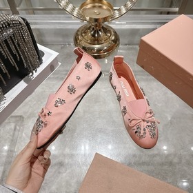 Новая коллекция MIUMIU весна-лето 2026