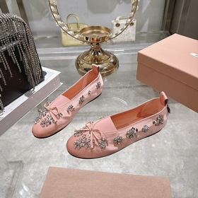Новая коллекция MIUMIU весна-лето 2026