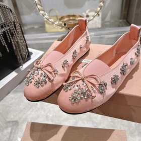 Новая коллекция MIUMIU весна-лето 2026