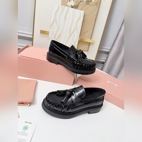 Новая модель Miu 26 из подиумной колле