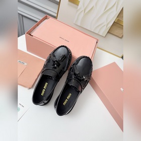 Новая модель Miu 26 из подиумной колле