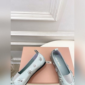Miu 26SS — новая коллекция весна-ле
