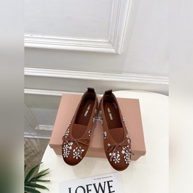 Miu 26SS — новая коллекция весна-ле