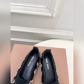 Miu 26SS — новая коллекция весна-ле