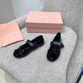 G069 Miu 26SS — новинка ранней весны：