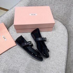 G069 Miu 26SS — новинка ранней весны：