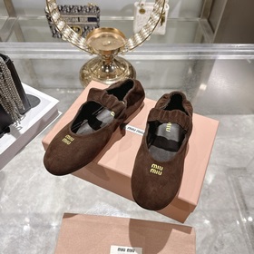 Miu, новые модели с показа весна-лето 