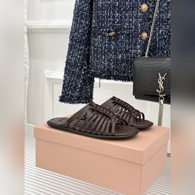 Новая модель Miu 26WF — ажурные санда