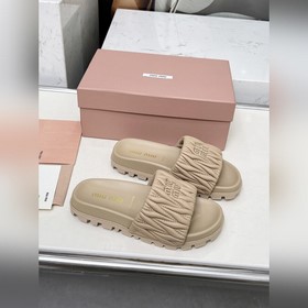 miumiu2026 — новейшая хитовая модель п