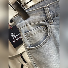 Moncler： эксклюзивная новинка — модные