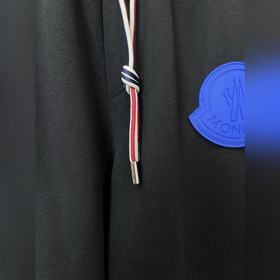 Moncler： новые модели джинсов стиле кэ