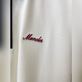 Moncler： новая коллекция мужских повсе