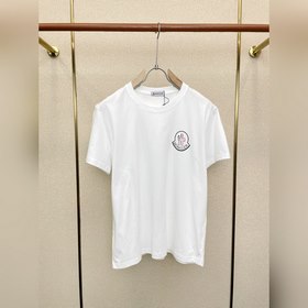 Moncler： новая коллекция мужских повсе