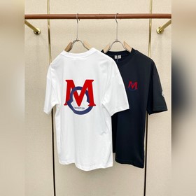 Moncler： новая коллекция мужских повсе