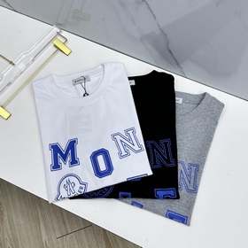 Moncler： новая модель весна-лето 2026