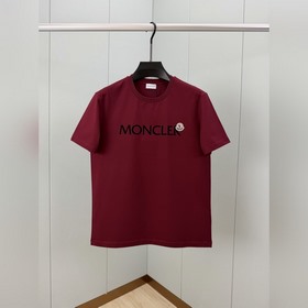 Moncler. Классическая весенне-летняя к