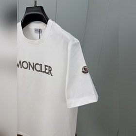 Moncler. Новая весенне-летняя коллекци