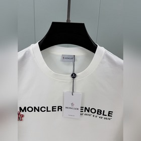 Moncler. Новинка весна-лето 2026： футб
