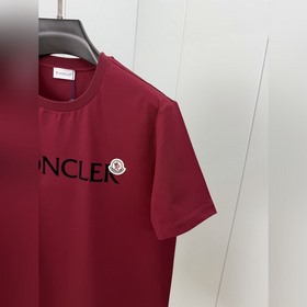Moncler. Классическая весенне-летняя к