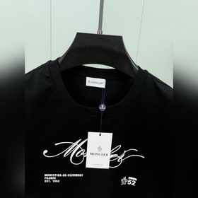 Moncler. Новая весенне-летняя коллекци