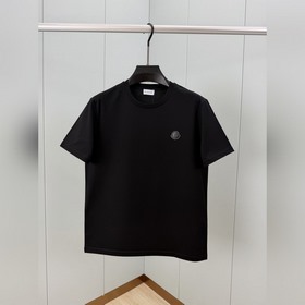 Moncler. Новая коллекция Moncler x AAP