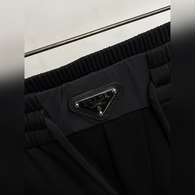 Новинка Prada весна-лето 2026： мужские