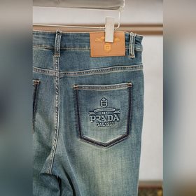 Prada,Новинка весенне-летней коллекции