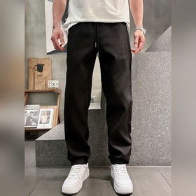 PRADA： хит сезона! Однотонные брюки в 