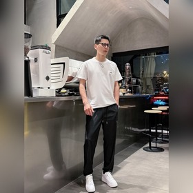 PRADA： хит сезона! Однотонные брюки в 