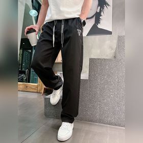 Prada： топовые модели — новые джинсы в