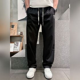 Prada： топовые модели — новые джинсы в