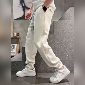 Prada： топовые модели — новые джинсы с