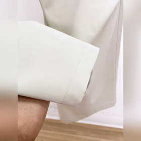 Новые брюки Prada 2026 в стиле кэжуал,