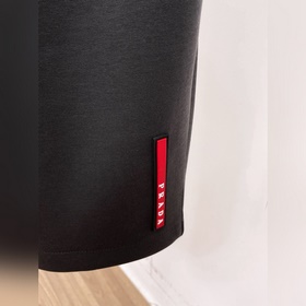 Новые брюки Prada 2026 в стиле кэжуал,