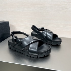Артикул： YS002735 Prada,Prada — новая