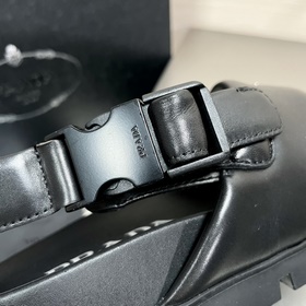 Артикул： YS002735 Prada,Prada — новая