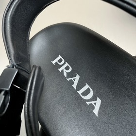 Артикул： YS002735 Prada,Prada — новая