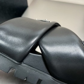 Артикул： YS002735 Prada,Prada — новая