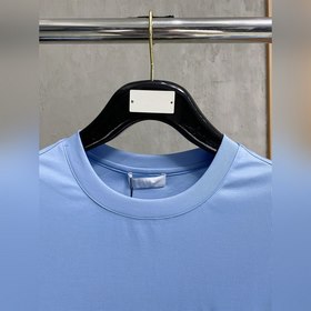 Prada： новая коллекция весна-лето 2026