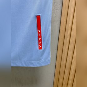 Prada： новая коллекция весна-лето 2026