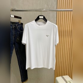 Prada： новая коллекция весна-лето 2026