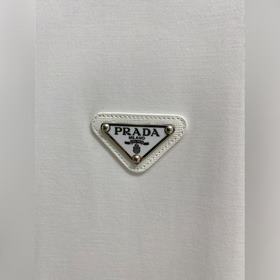 Prada： новая коллекция весна-лето 2026