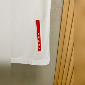 Prada： новая коллекция весна-лето 2026