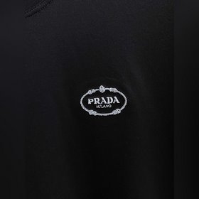 Prada： новая коллекция весна-лето 2026