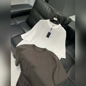 PRADA, новейшая коллекция начала лета 