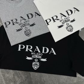 Новая модная футболка PRADA. Модель дл