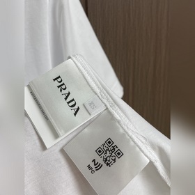 Футболка Prada с круглым вырезом и кор