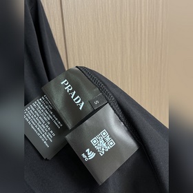 Футболка Prada с круглым вырезом и кор